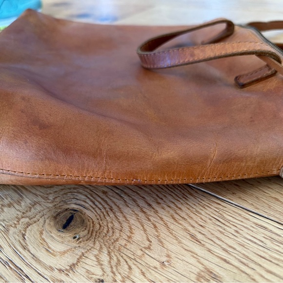 Able abera commuter purse 👛 soft leather and crossbody strap - Picture 7 of 12